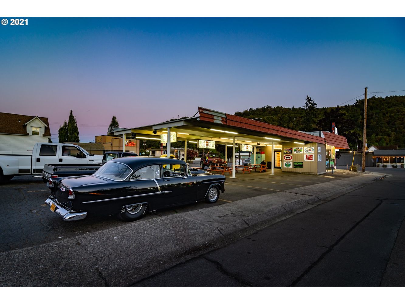 1270 W Harvard Ave, Roseburg, OR 97471